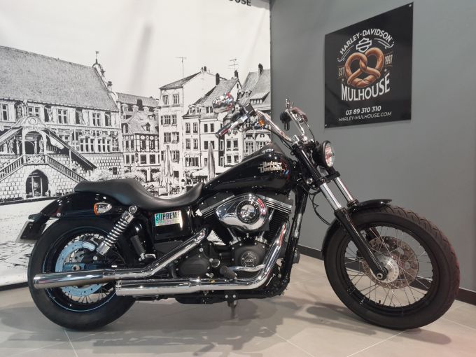 HARLEY-DAVIDSON DYNA STREET BOB 1690 4