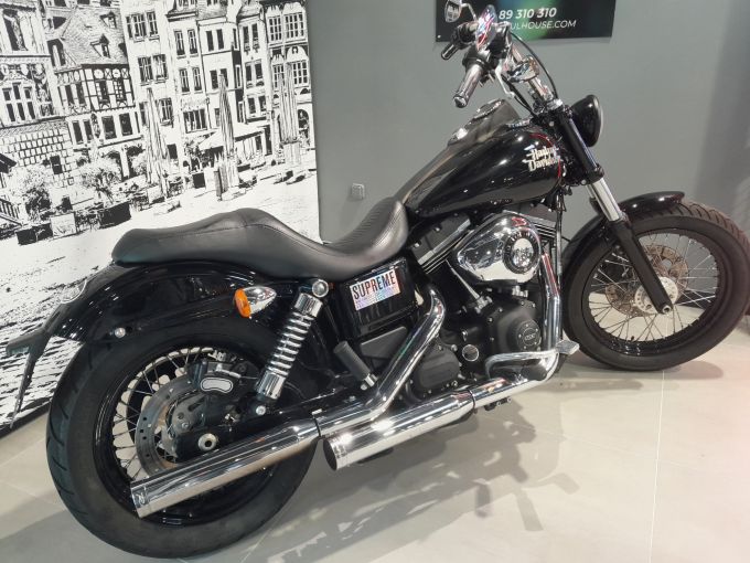 HARLEY-DAVIDSON DYNA STREET BOB 1690 4