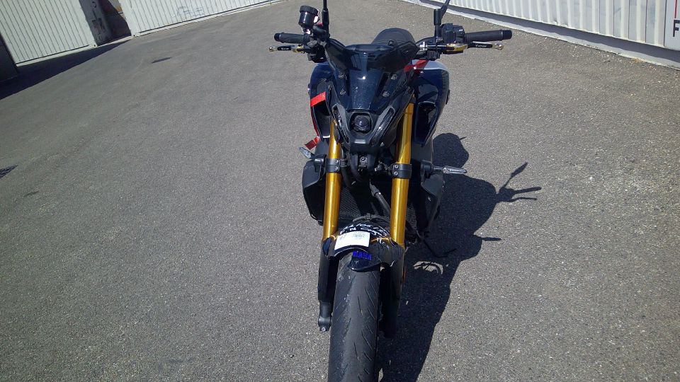 YAMAHA MT-09 SP 4