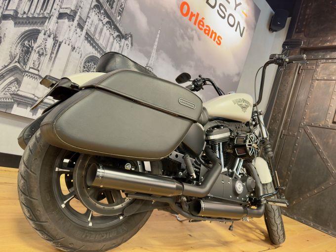 HARLEY-DAVIDSON SPORTSTER IRON 883 ABS 4