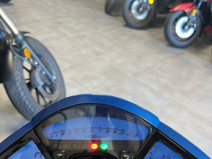 HONDA CB1000R 4