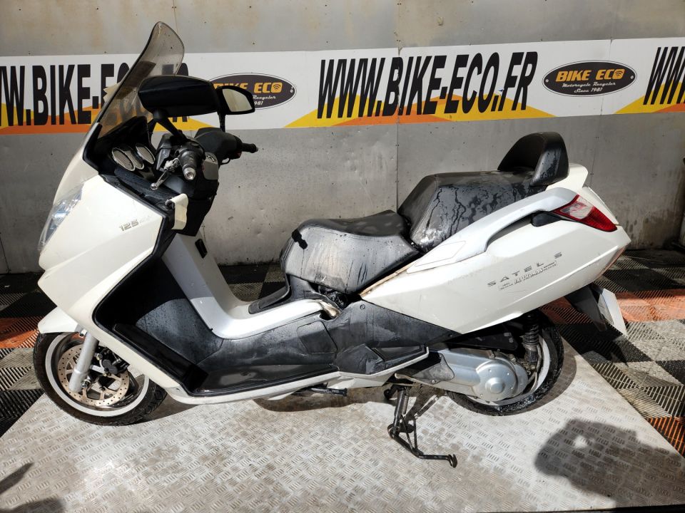 PEUGEOT SATELIS 125 4