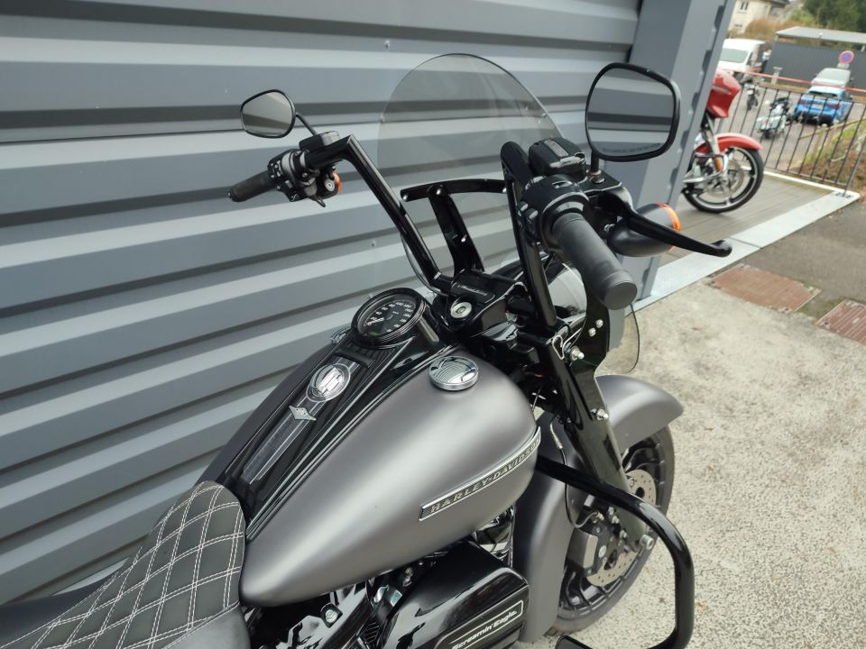 HARLEY-DAVIDSON TOURING ROAD KING 1745 SPECIAL 4