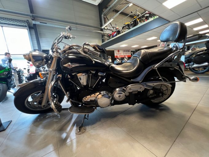 KAWASAKI VN 2000 4