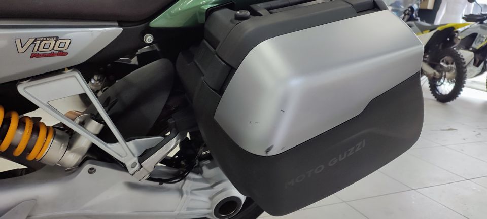 MOTO GUZZI V100  MANDELLO 4