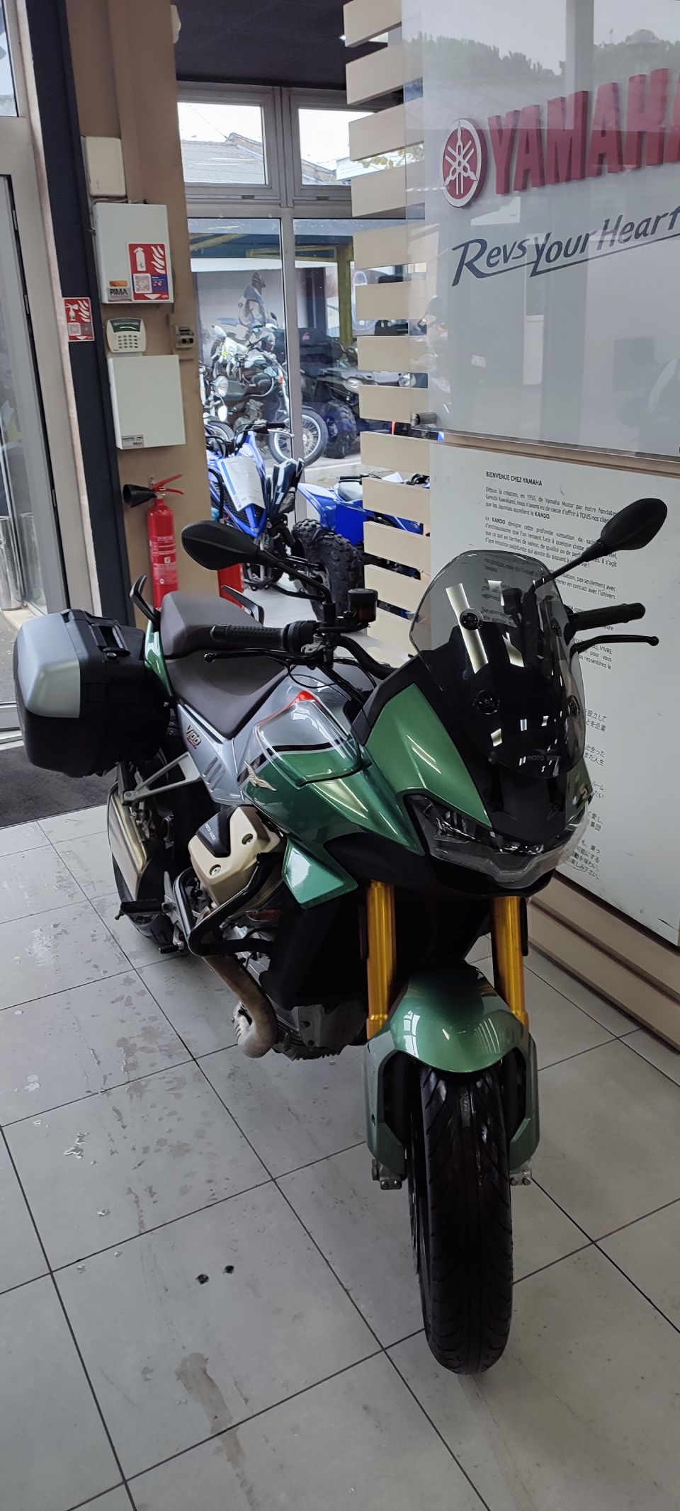 MOTO GUZZI V100  MANDELLO 4