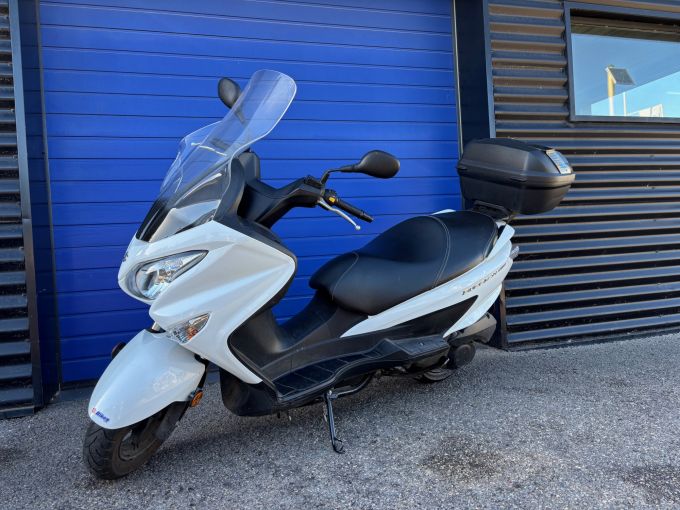SUZUKI BURGMAN 200 4