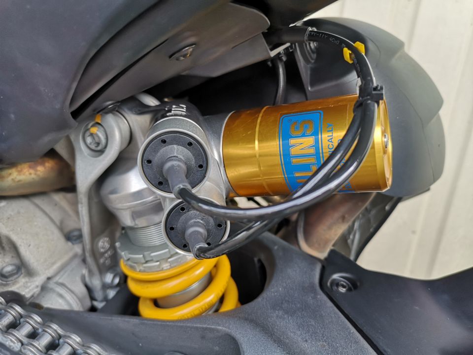 DUCATI STREETFIGHTER V4S 4