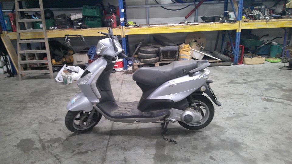 PIAGGIO FLY 125 4
