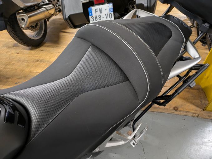 HONDA CROSSRUNNER 4