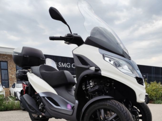 PIAGGIO MP3 300 HPE 4