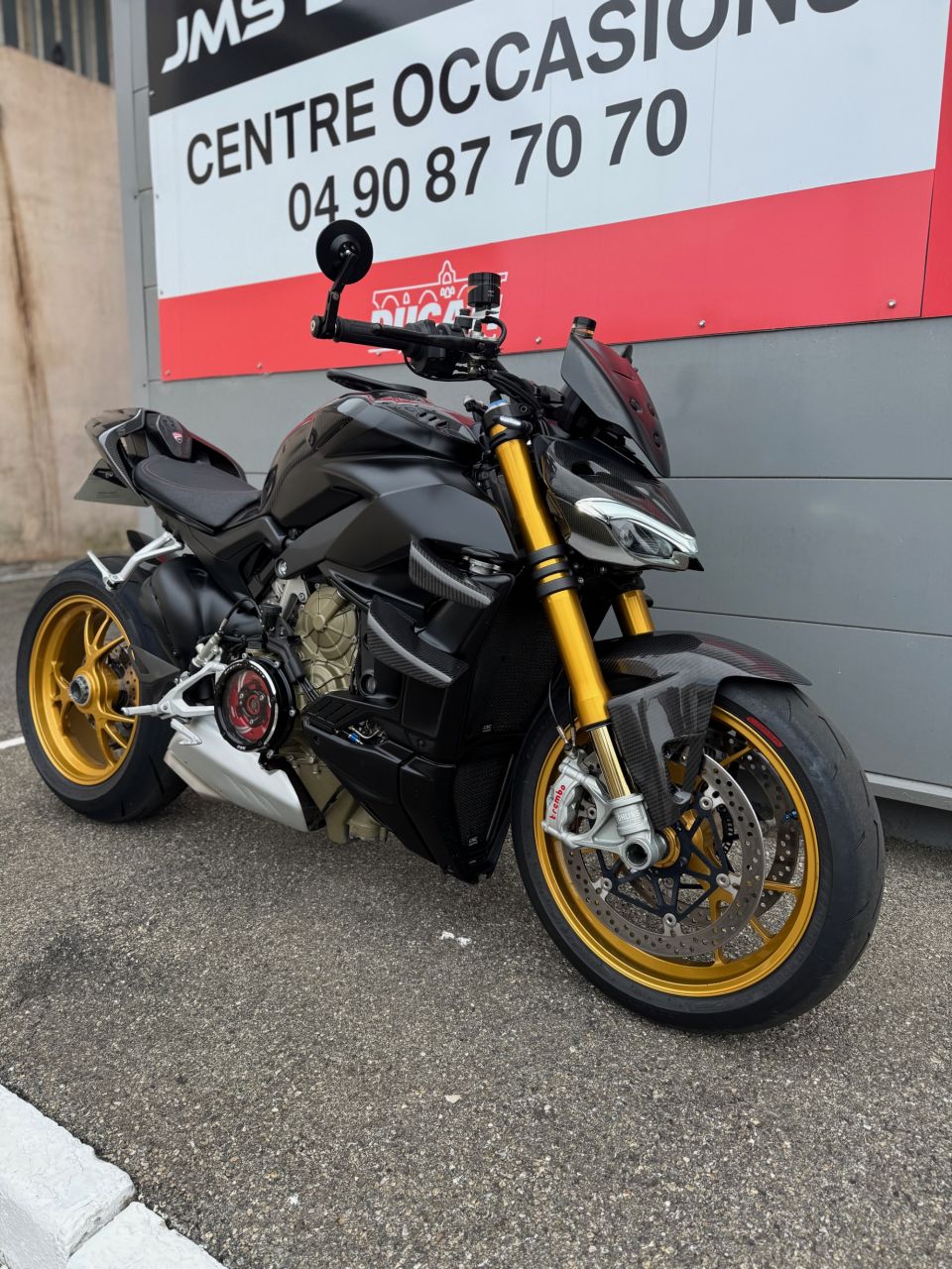 DUCATI STREETFIGHTER V4S 4