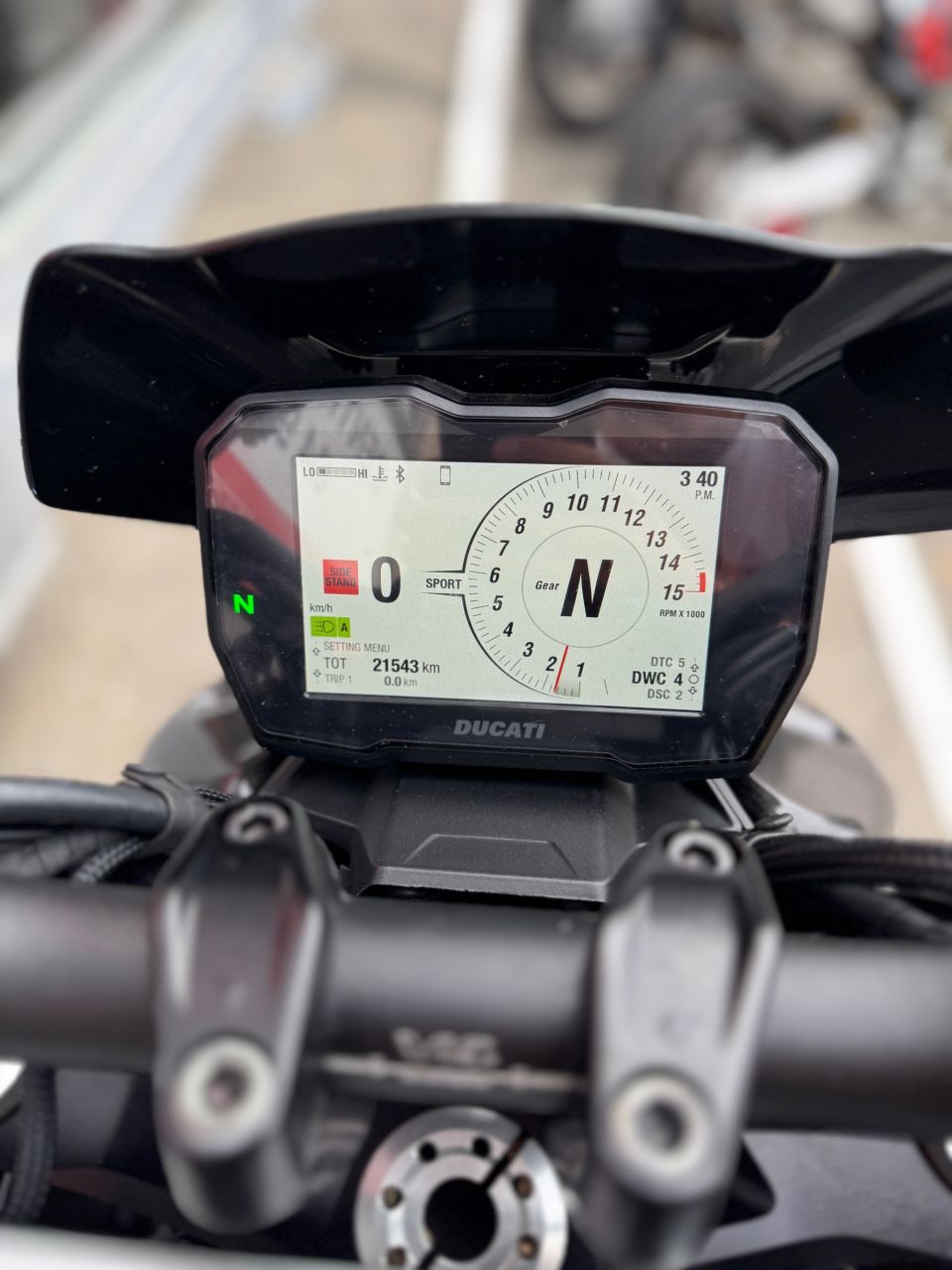 DUCATI STREETFIGHTER V4S 4