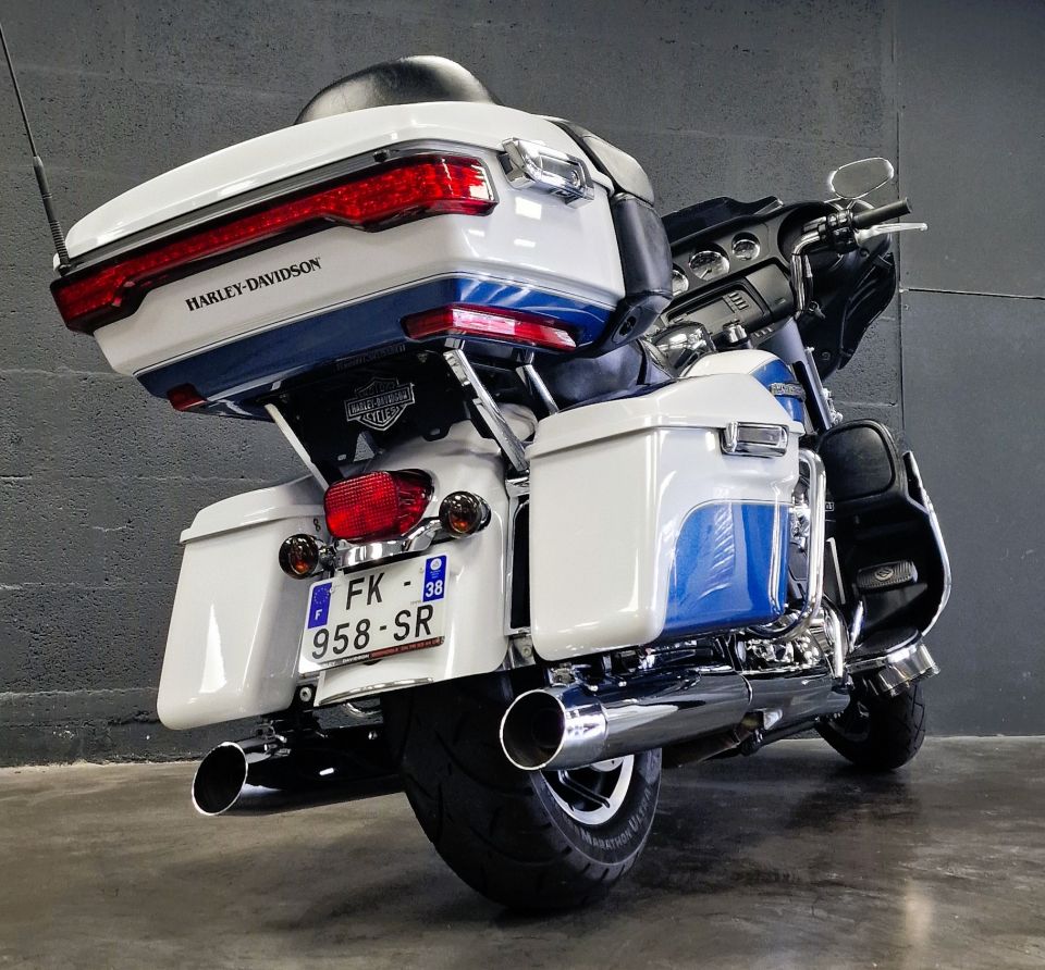 HARLEY-DAVIDSON TOURING ELECTRA GLIDE 1690 ULTRA LIMITED 4