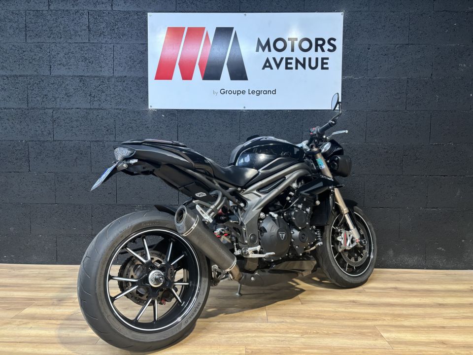 TRIUMPH SPEED TRIPLE 1050 S  4
