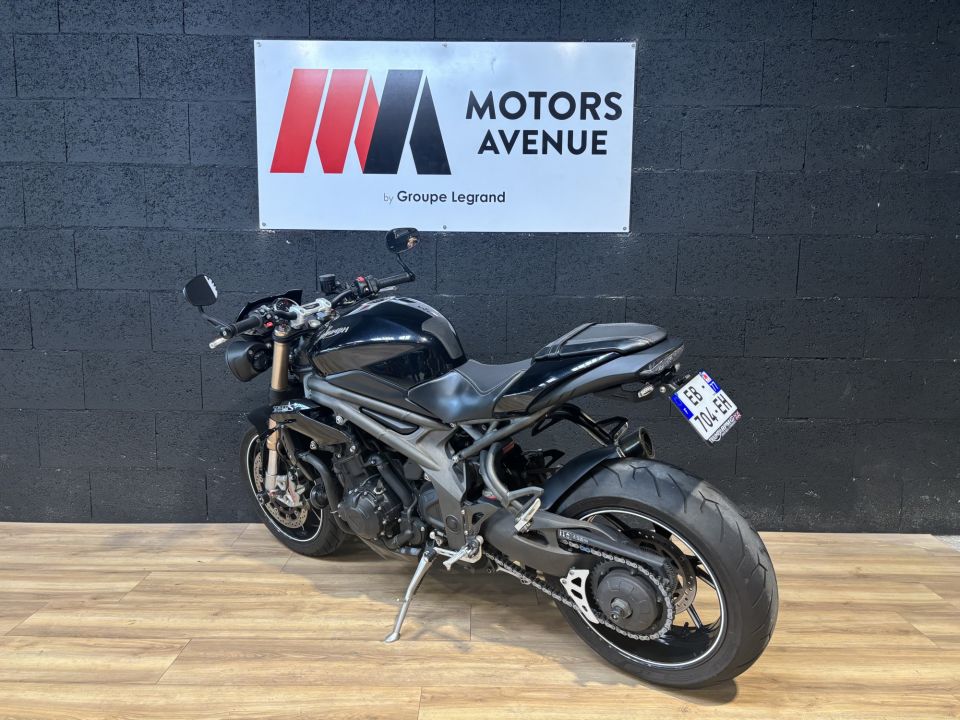 TRIUMPH SPEED TRIPLE 1050 S  4