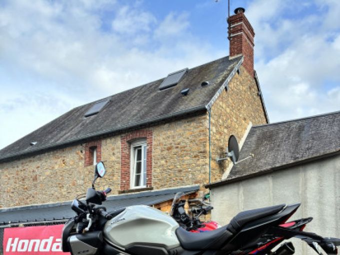 HONDA CB650R 4