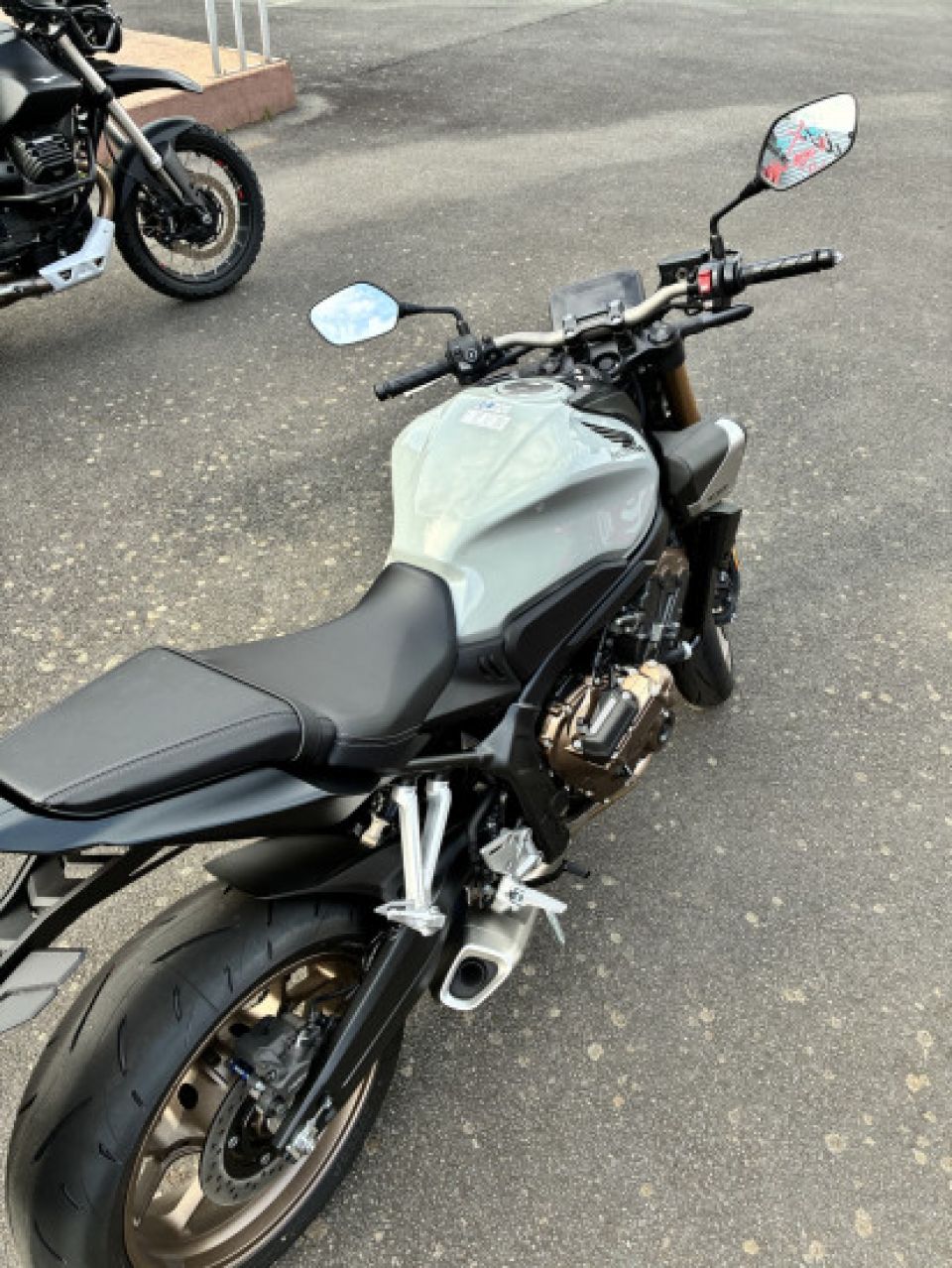 HONDA CB650R 4