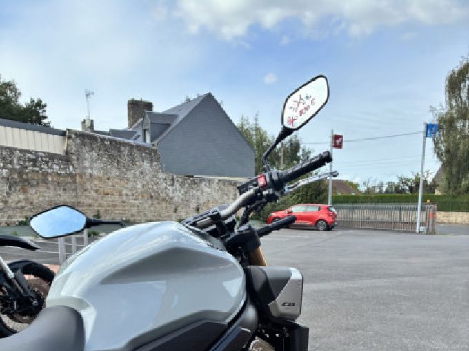 HONDA CB650R 4