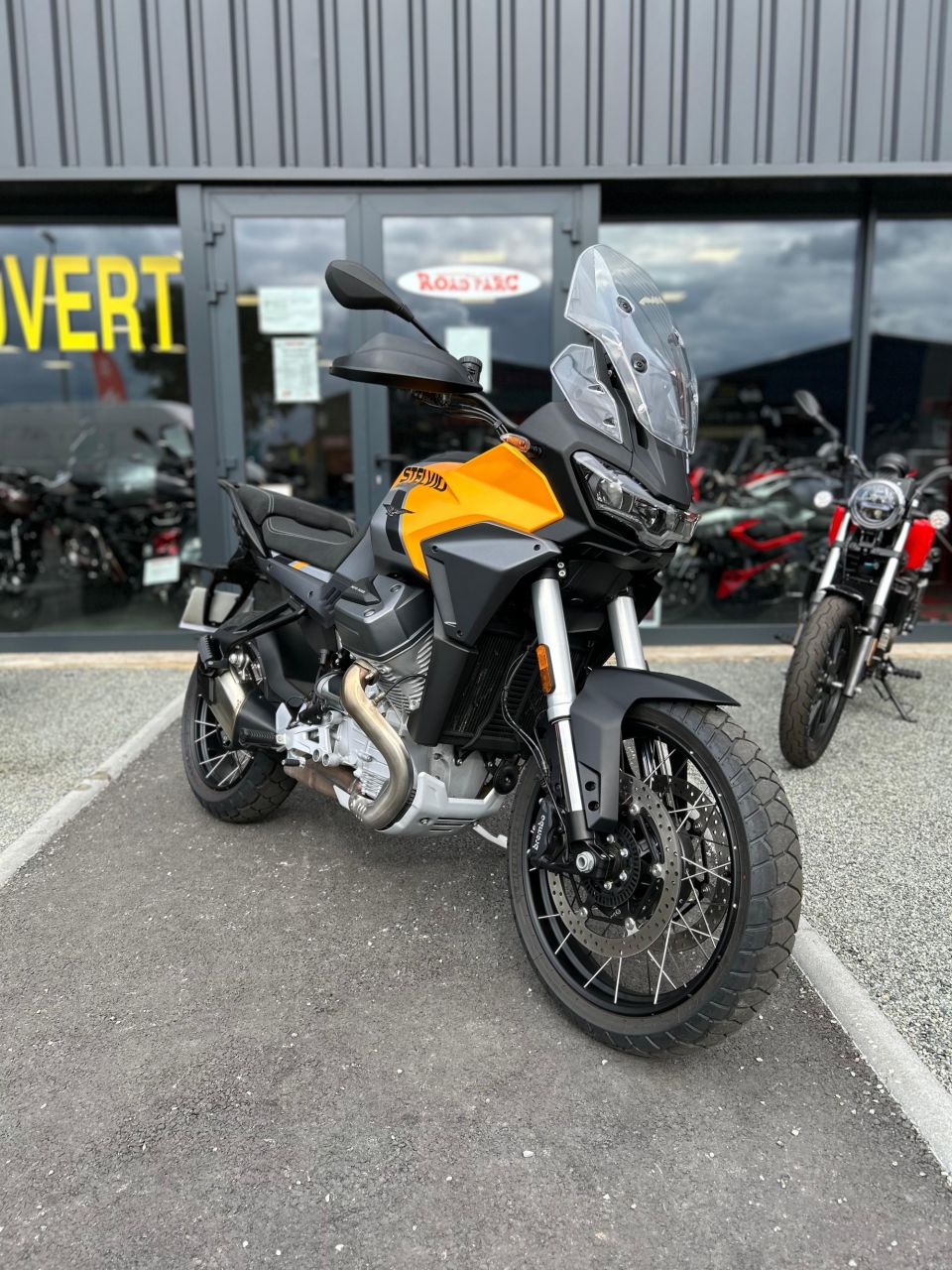 MOTO GUZZI STELVIO 1100 4