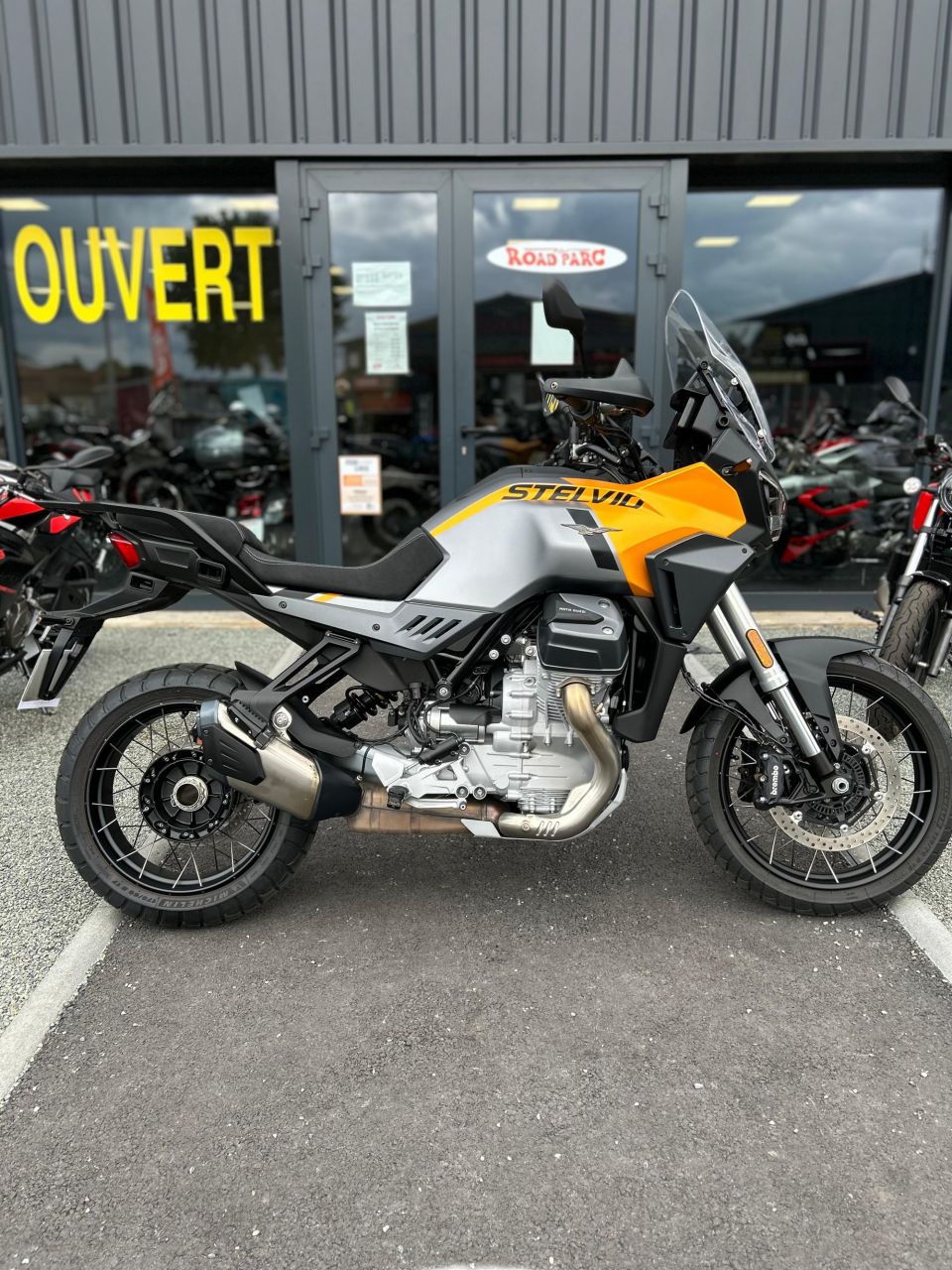 MOTO GUZZI STELVIO 1100 4