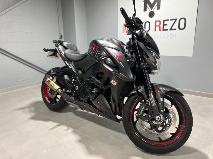SUZUKI GSX-S 1000 4