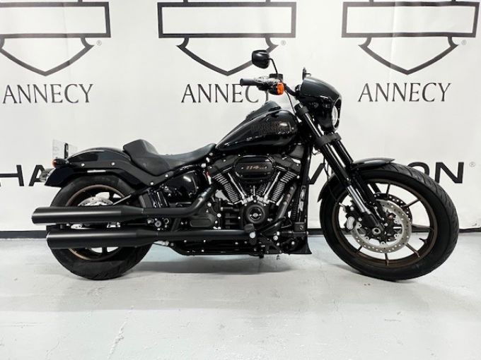 HARLEY-DAVIDSON SOFTAIL LOW RIDER 1868 S 4