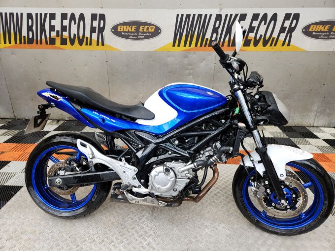 SUZUKI GLADIUS 650 4