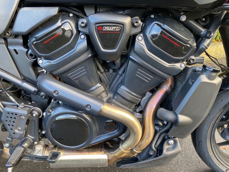 HARLEY-DAVIDSON ADVENTURE PAN AMERICA 1250 ST 4