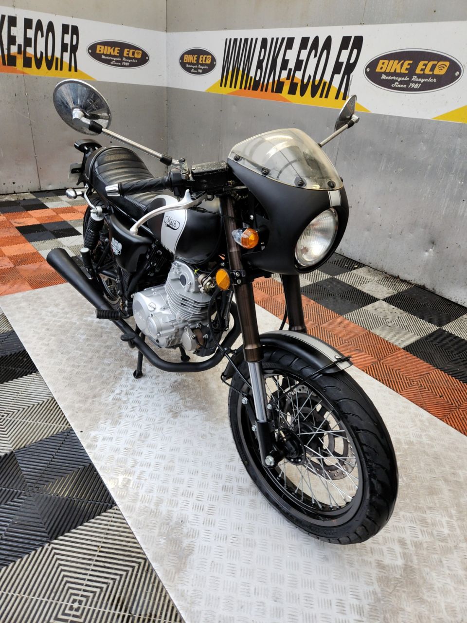 MASH CAFE RACER 250 4
