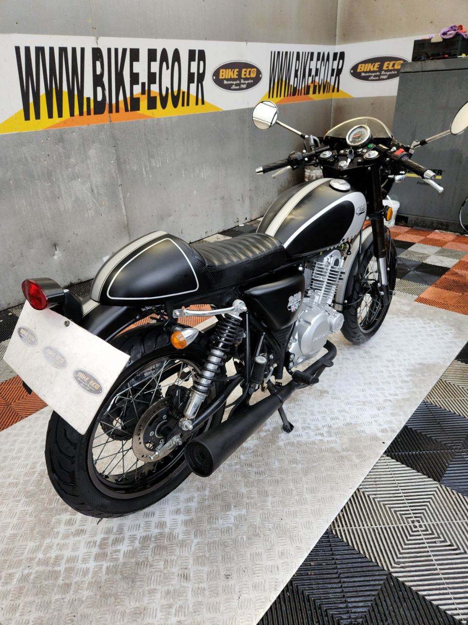 MASH CAFE RACER 250 4