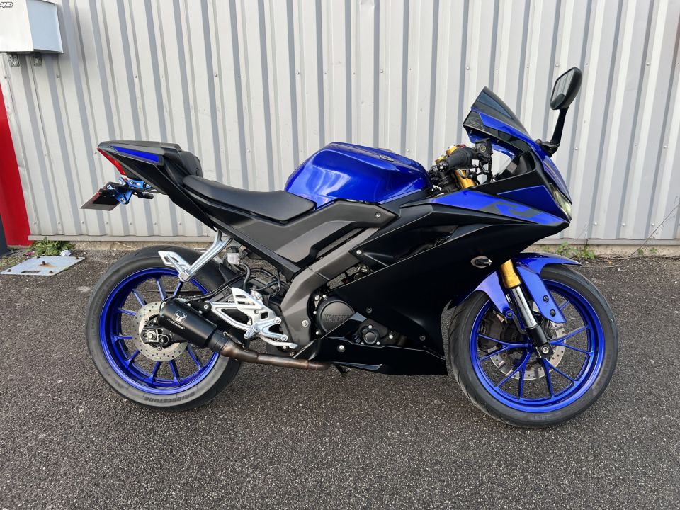 YAMAHA YZF-R 125 4