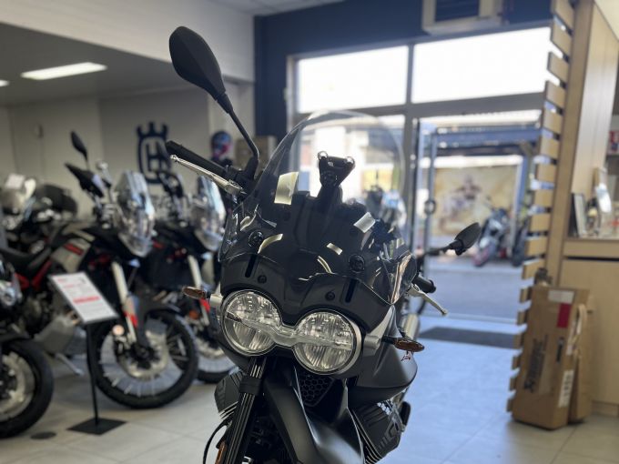 MOTO GUZZI V85 TT 850 4