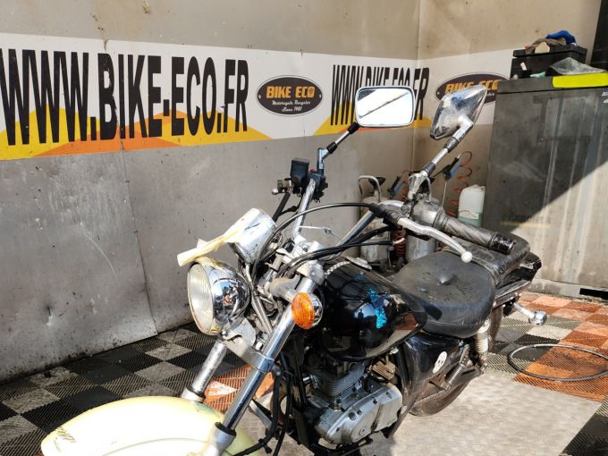 SUZUKI GZ MARAUDER 4