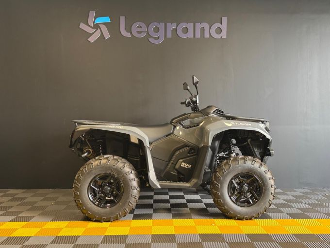 CAN-AM OUTLANDER 500 4