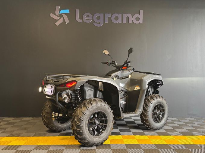 CAN-AM OUTLANDER 500 4