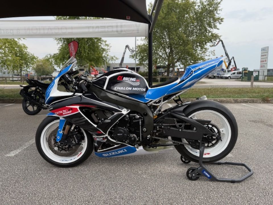 SUZUKI GSX-R 600 4