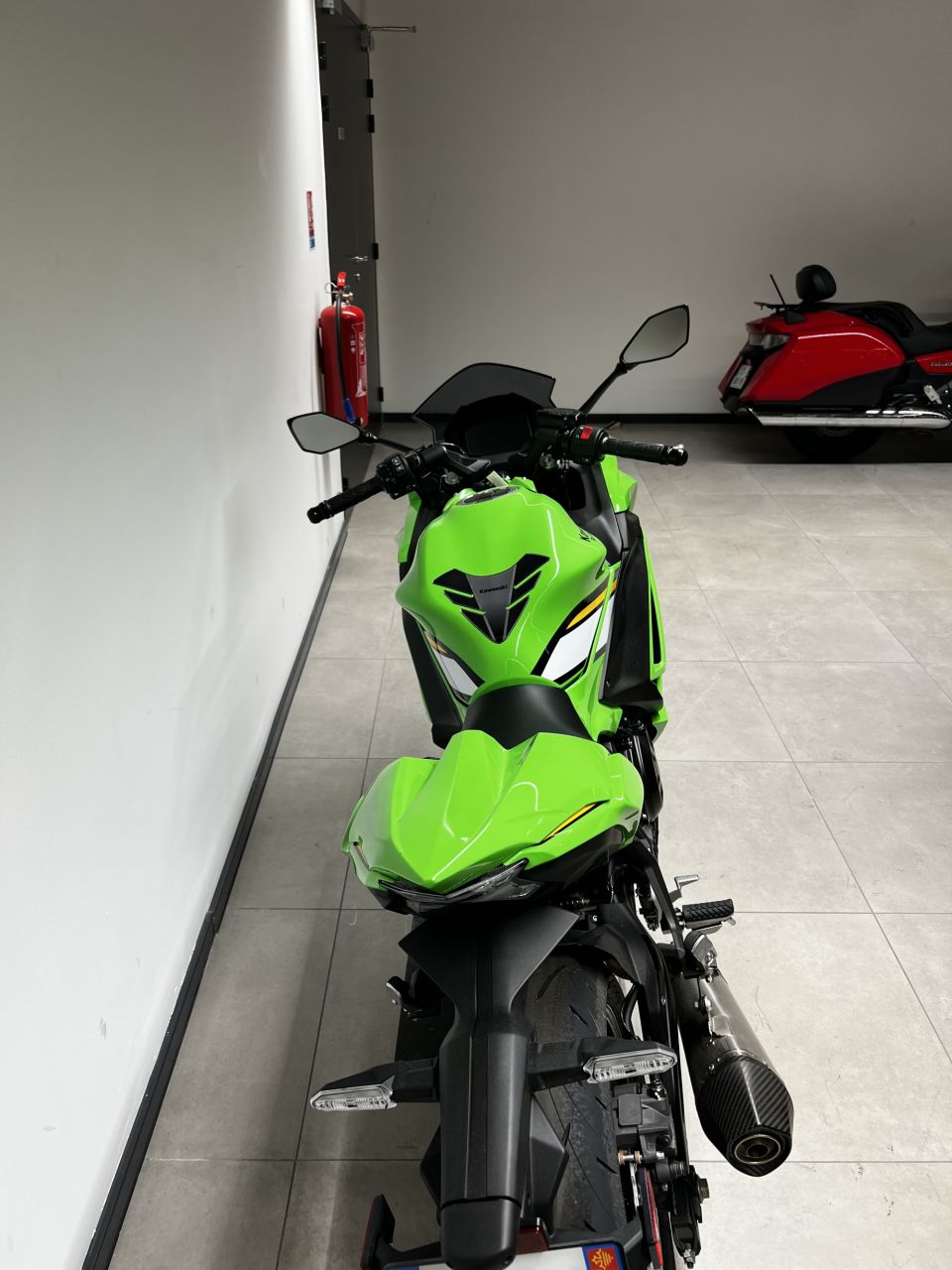 KAWASAKI NINJA 650 4