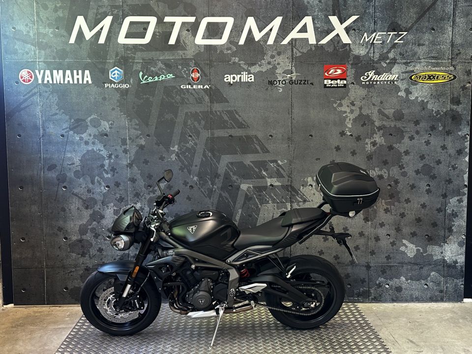 TRIUMPH STREET TRIPLE 765 R 4
