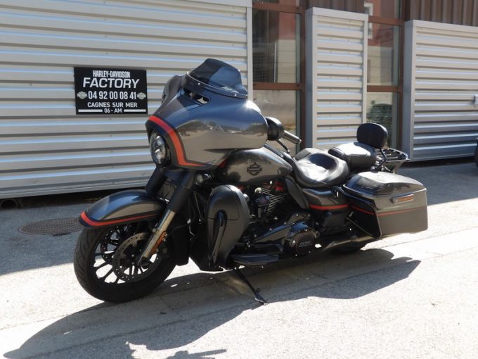 HARLEY-DAVIDSON TOURING STREET GLIDE 1923 CVO  4