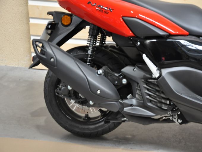 YAMAHA NMAX 125 4