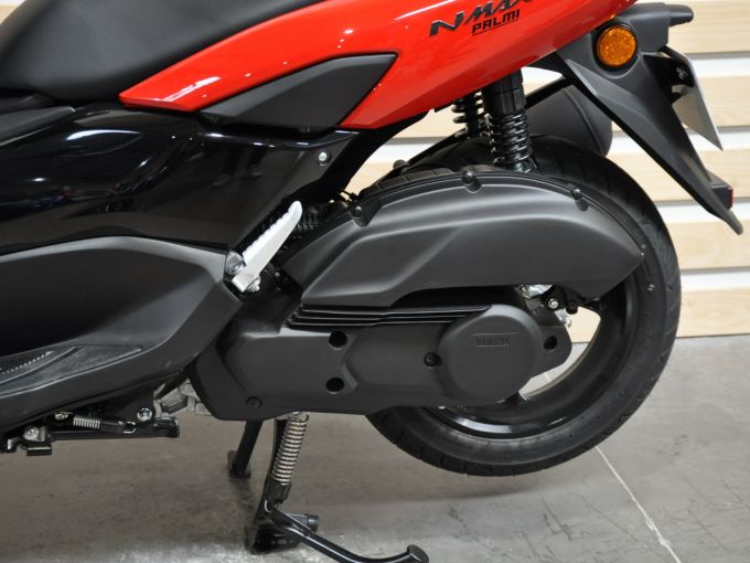 YAMAHA NMAX 125 4