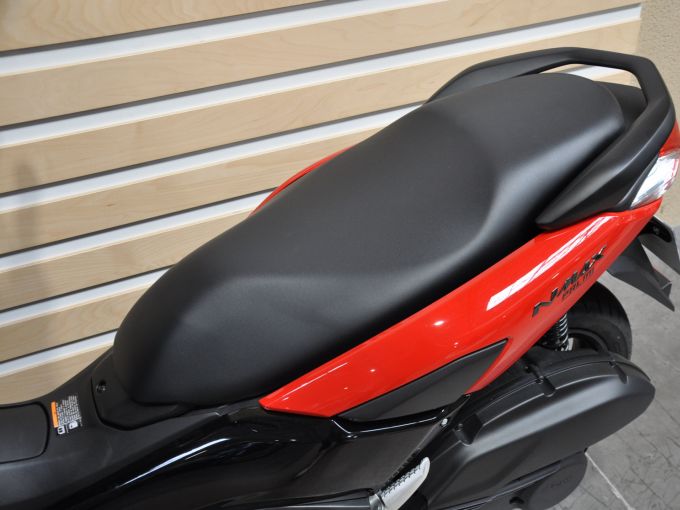 YAMAHA NMAX 125 4