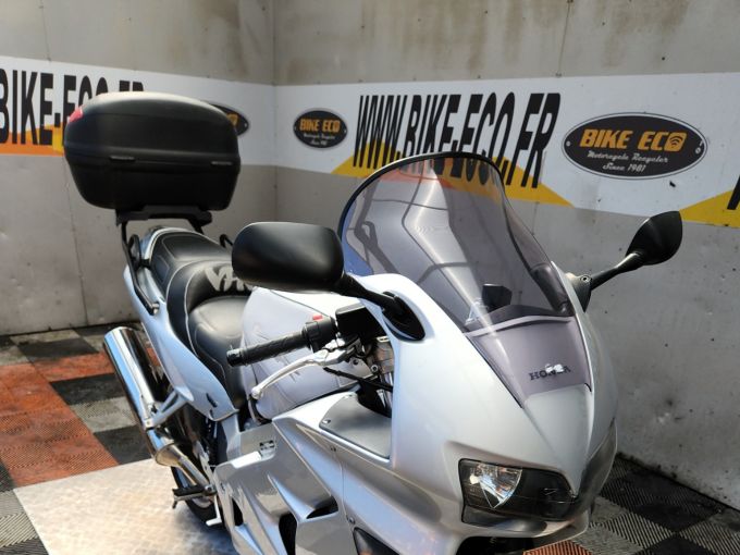HONDA VFR 800 F 4