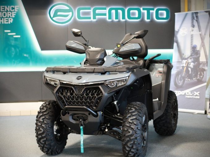 CF MOTO CF MOTO CFORCE 850 4