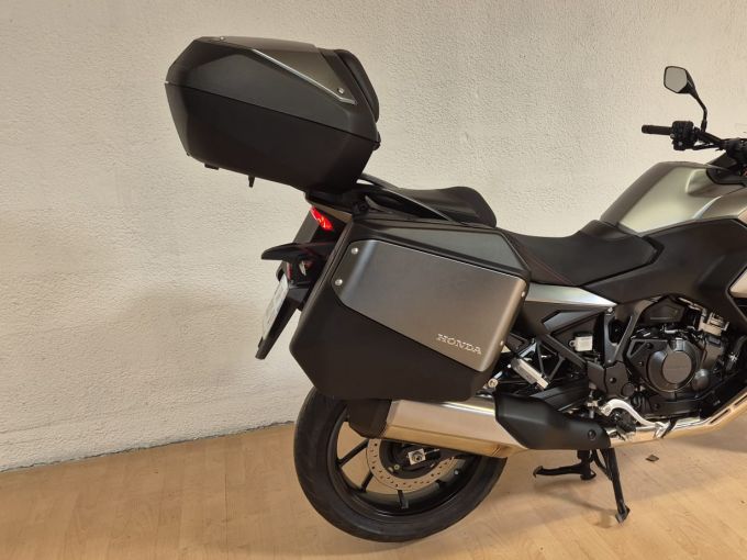 HONDA NT 1100 4