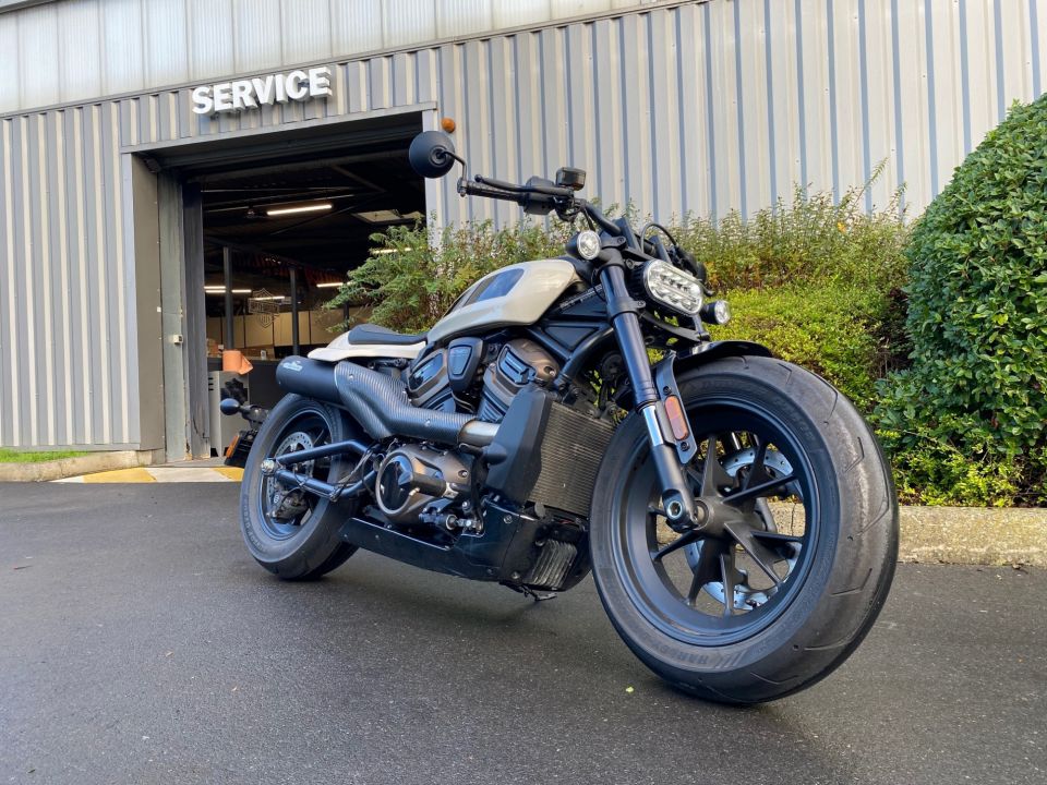 HARLEY-DAVIDSON SPORTSTER 1250 S 4