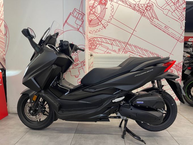 HONDA NSS FORZA 125 4