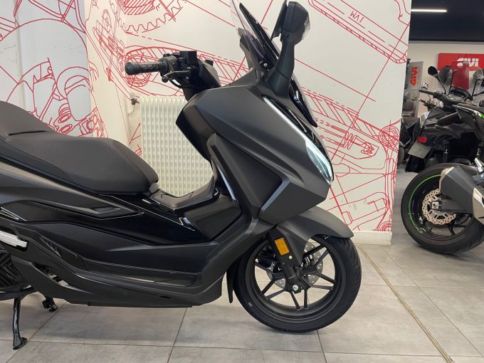 HONDA NSS FORZA 125 4