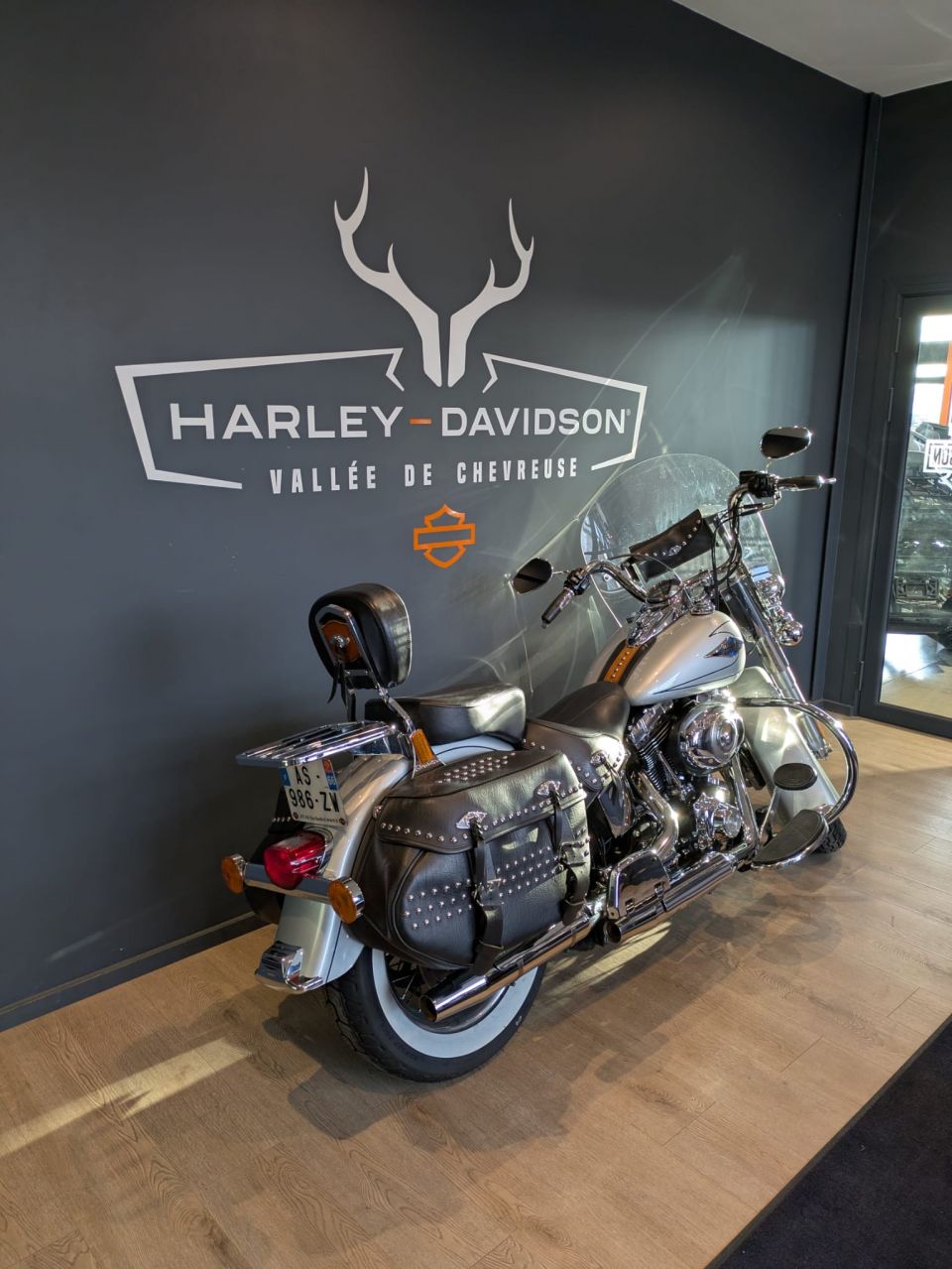 HARLEY-DAVIDSON SOFTAIL HERITAGE 1584 CLASSIC 4